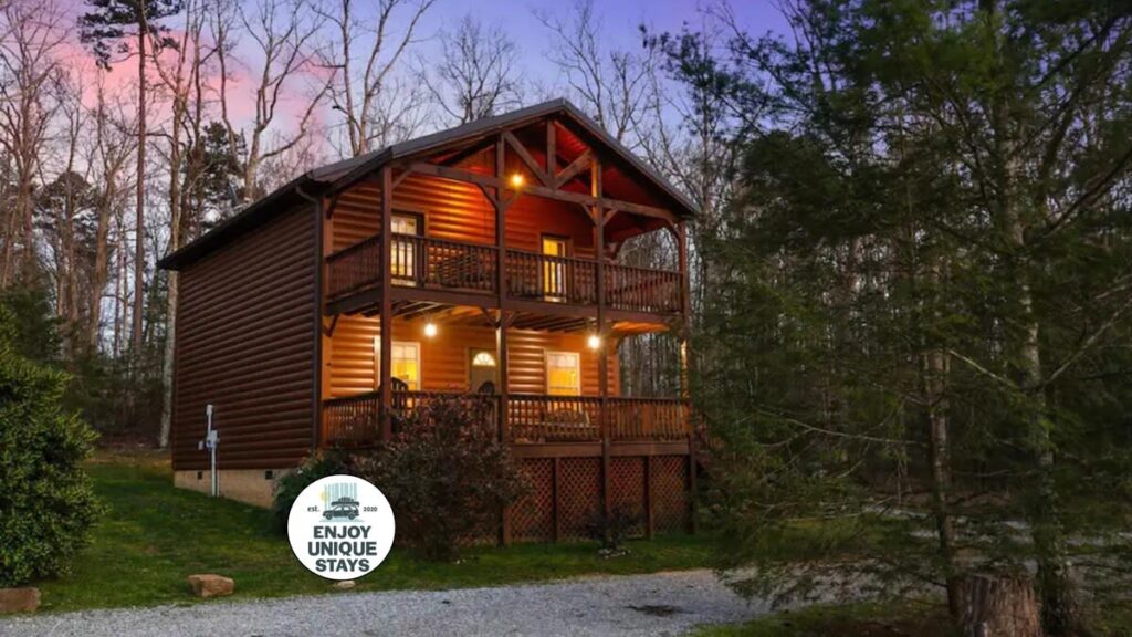 Sweet Seclusion at Cabins in the Clouds! Main Image