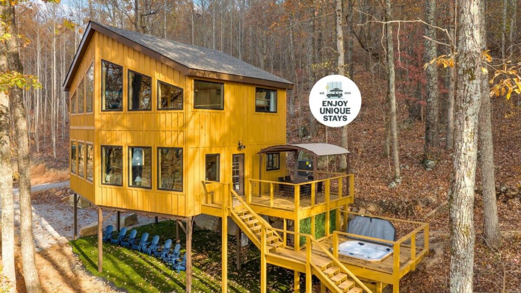 Dreams of Spring at Magnolia Treehouse! Main Image