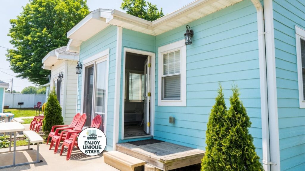 Sister Lake Cottages - Unit 7 Main Image