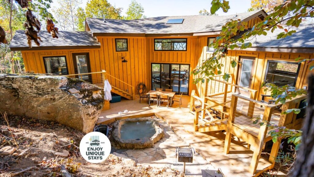 The Mighty Sycamore Treehouse at Treetop Escapes! Main Image