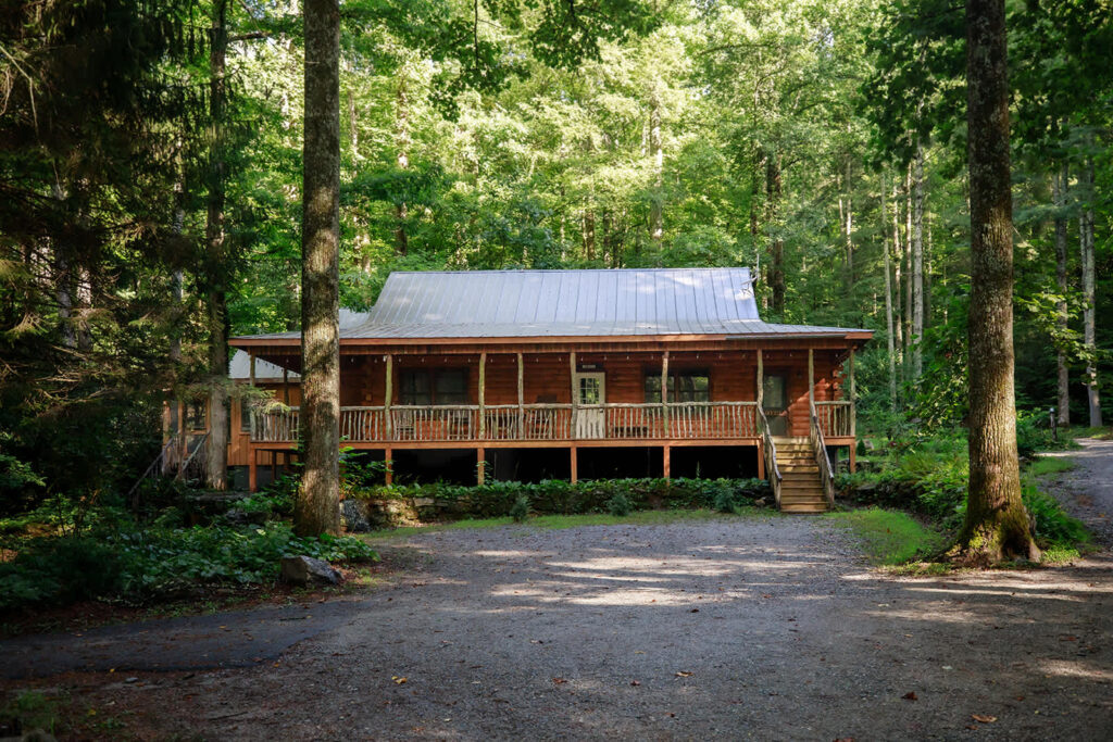 Saluda Summit Cabin at Cabin Fever Main Image