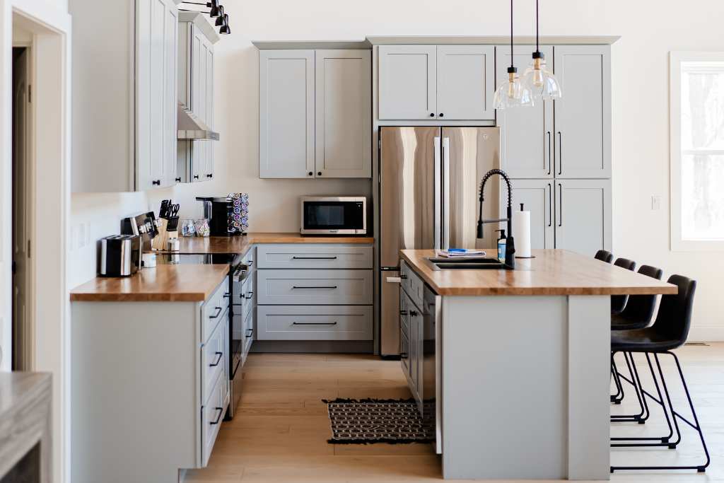 Hidden Arbor House - newly renovated retreat! Main Image