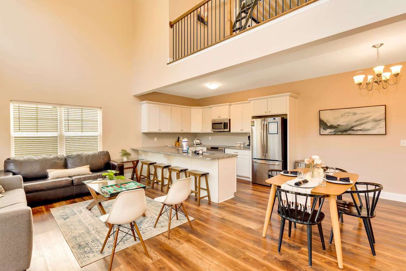 Cityscape Haven at Missionary Ridge with a hot tub