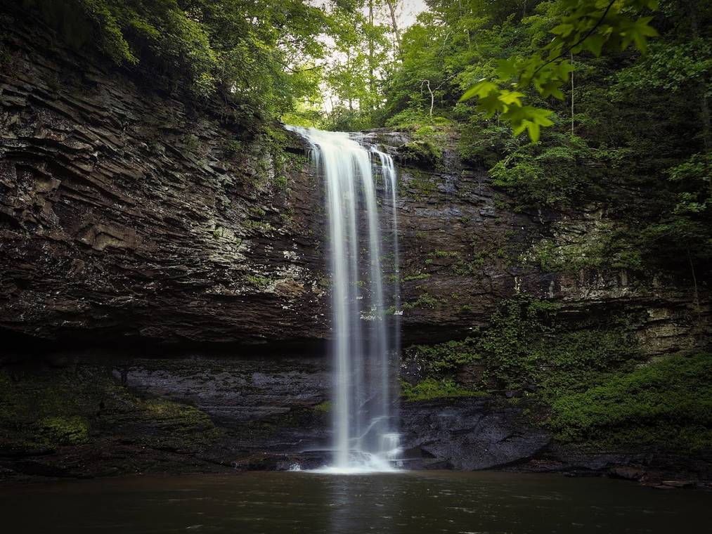 Cloudland Canyon State Park waterfall and canyon overlook in Georgia