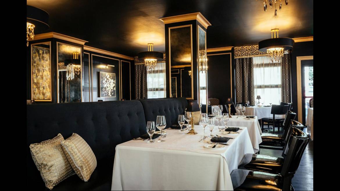Bridgeman's Chophouse interior at The Read House in Chattanooga