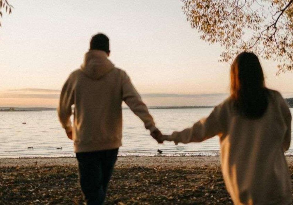 Featured image for blog post titled "Romantic Weekend Getaways in Alabama: Perfect Couple's Getaway"