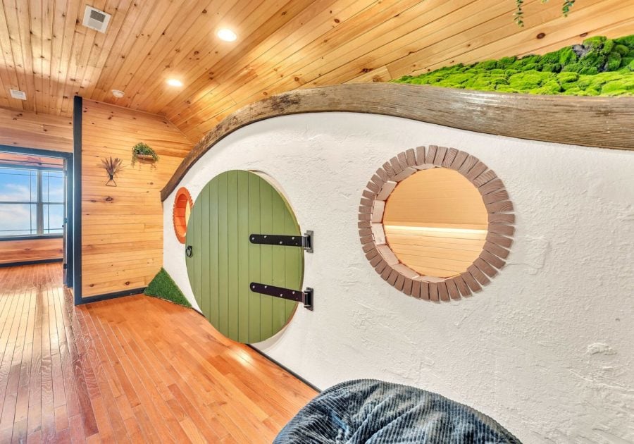 Rivers Ledge Cabin with breathtaking views, hot tub, & indoor pool! Main Image